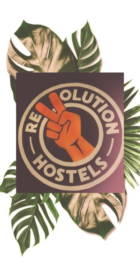 Albergue Revolution Asoke Bangkok Exterior foto